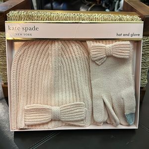NWT Boxed Kate Spade Hat and Gloves Set